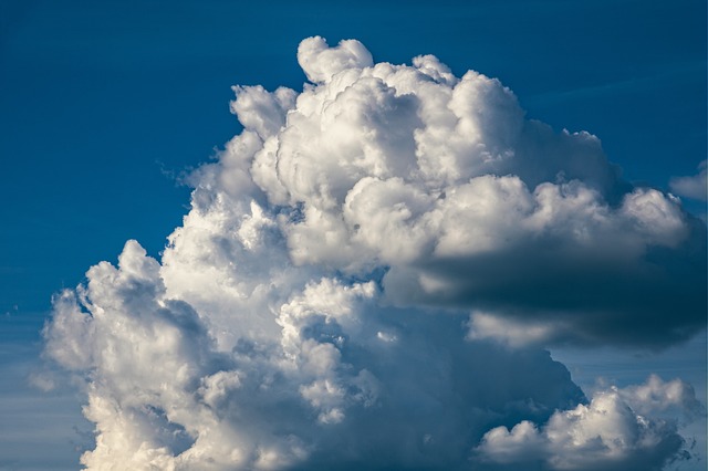 clouds-5348740_640